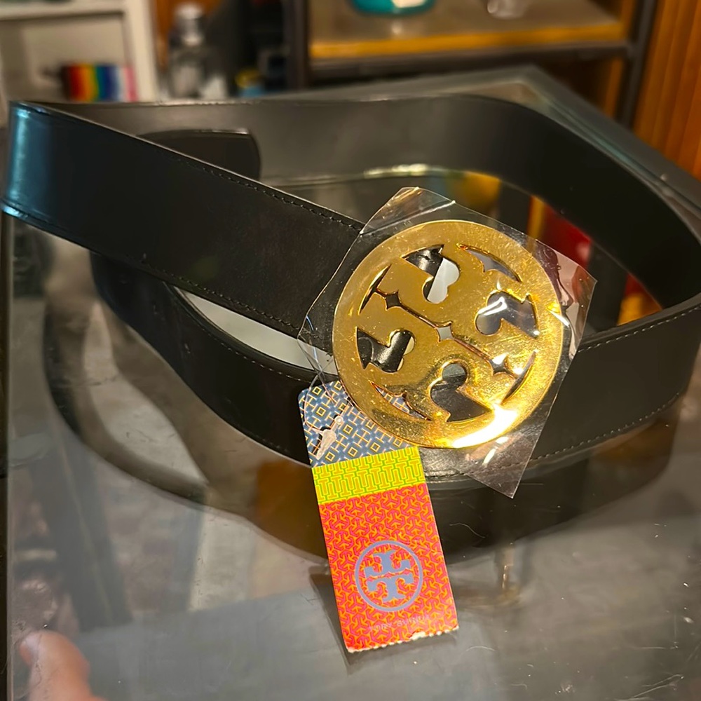 Brand New with Tags - Black Leather Tory Burch Belt with Gold Logo - Size Medium